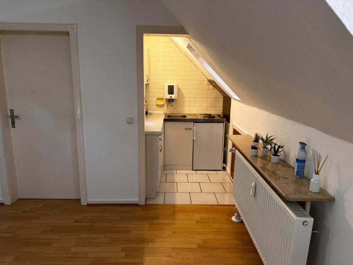 A&V Apartments Gemuetliche Rheinblick Wohnung Apt Daisy Duisburg Exterior foto