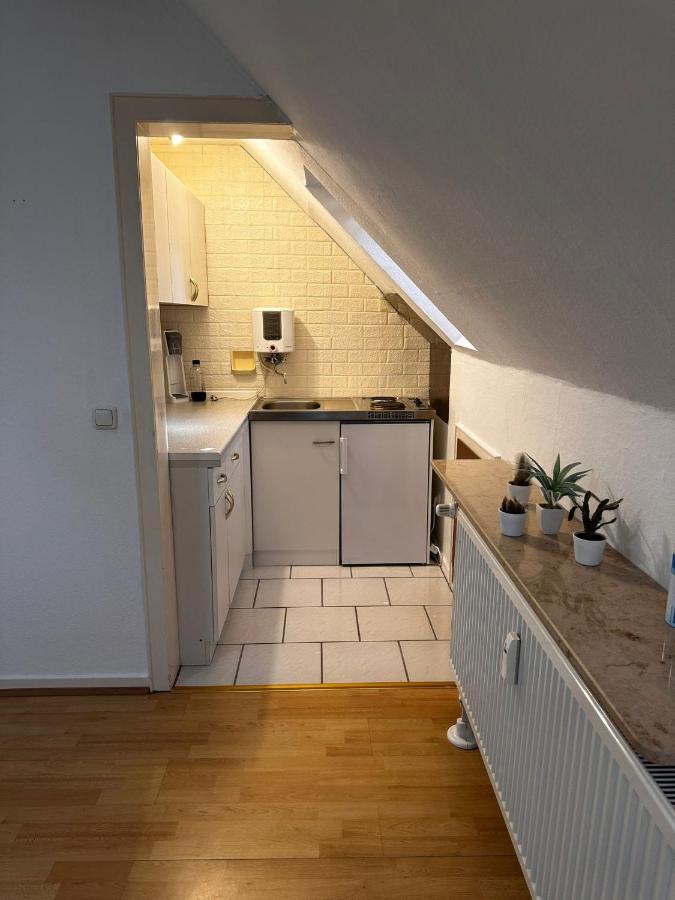 A&V Apartments Gemuetliche Rheinblick Wohnung Apt Daisy Duisburg Exterior foto